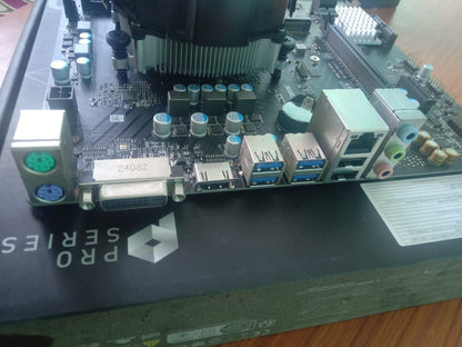 AMD Ryzen 3 3200G + MSI B450M-A PRO MAX II (Processor-Motherboard) COMBO Used