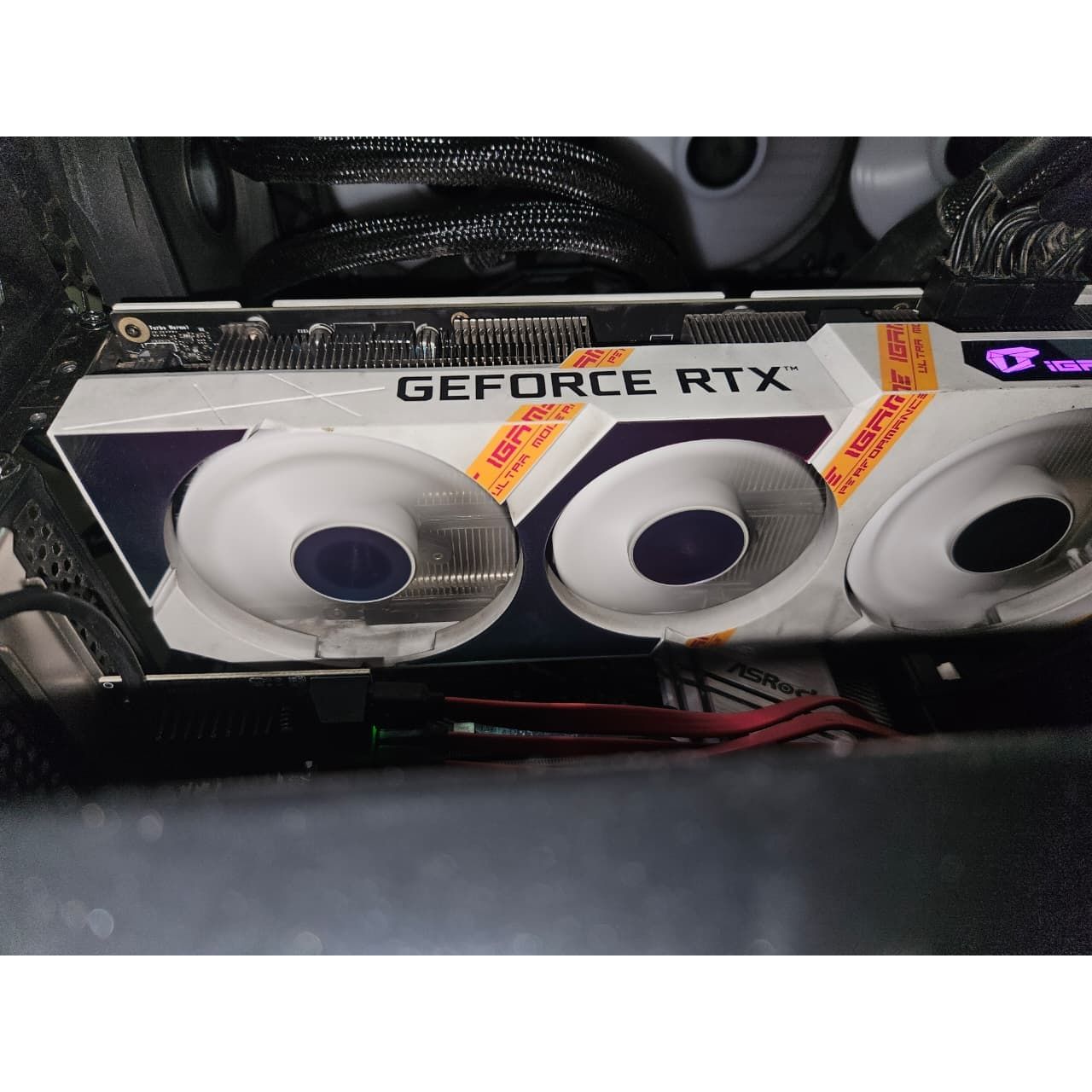 COLORFUL iGame GeForce RTX 3070 Ultra W OC Triple Fan 8GB Used GPU