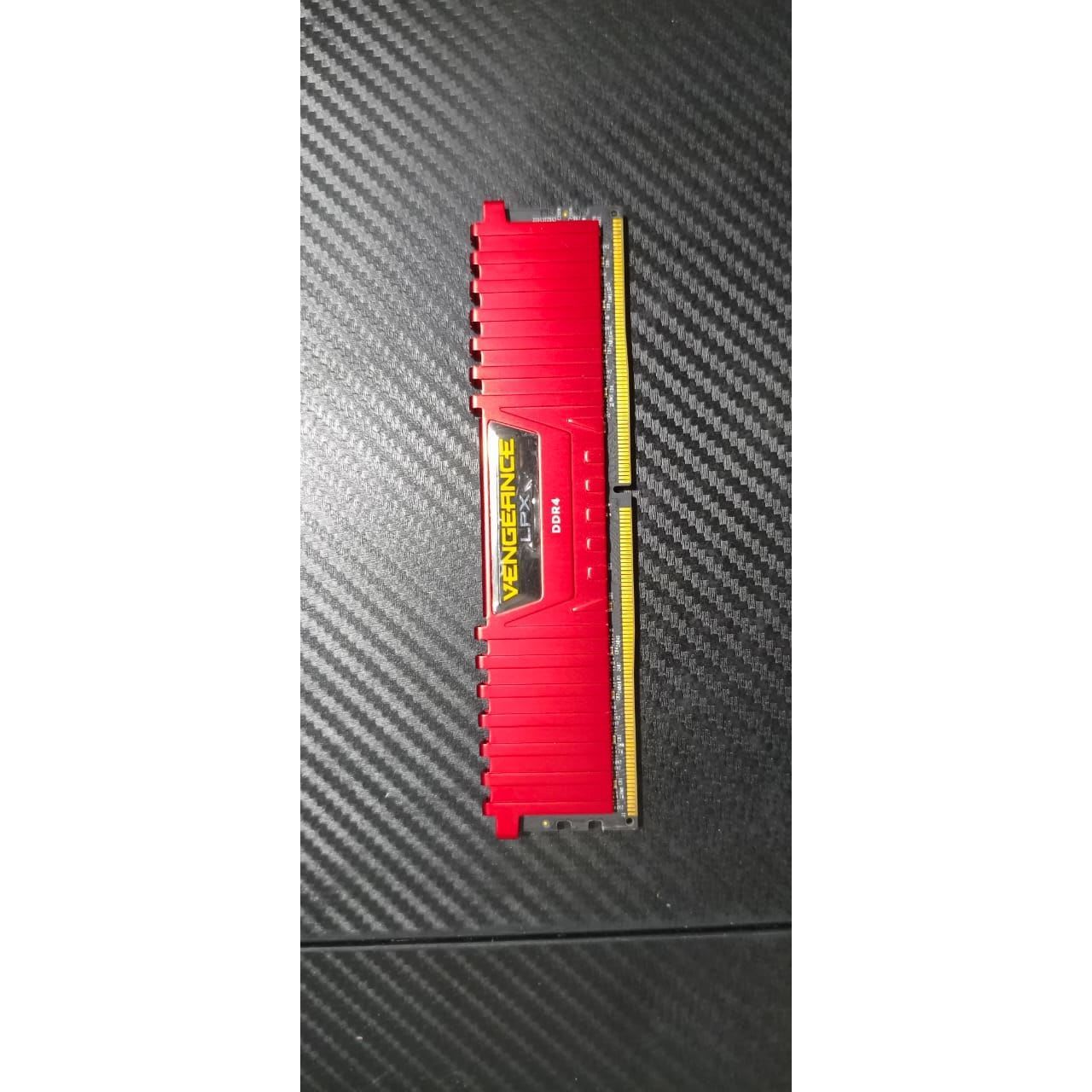 Corsair Vengeance LPX 24GB (8x3) DDR4 2400MHZ C16 Used RAM - Computify.in