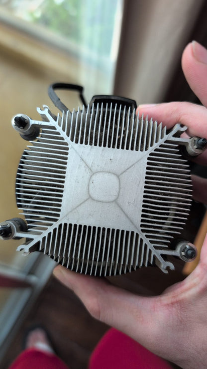 AMD Ryzen 5 3600 Desktop Processor 6 Cores 12 Threads up to 4.2 GHz 35MB Cache AM4 Used CPU