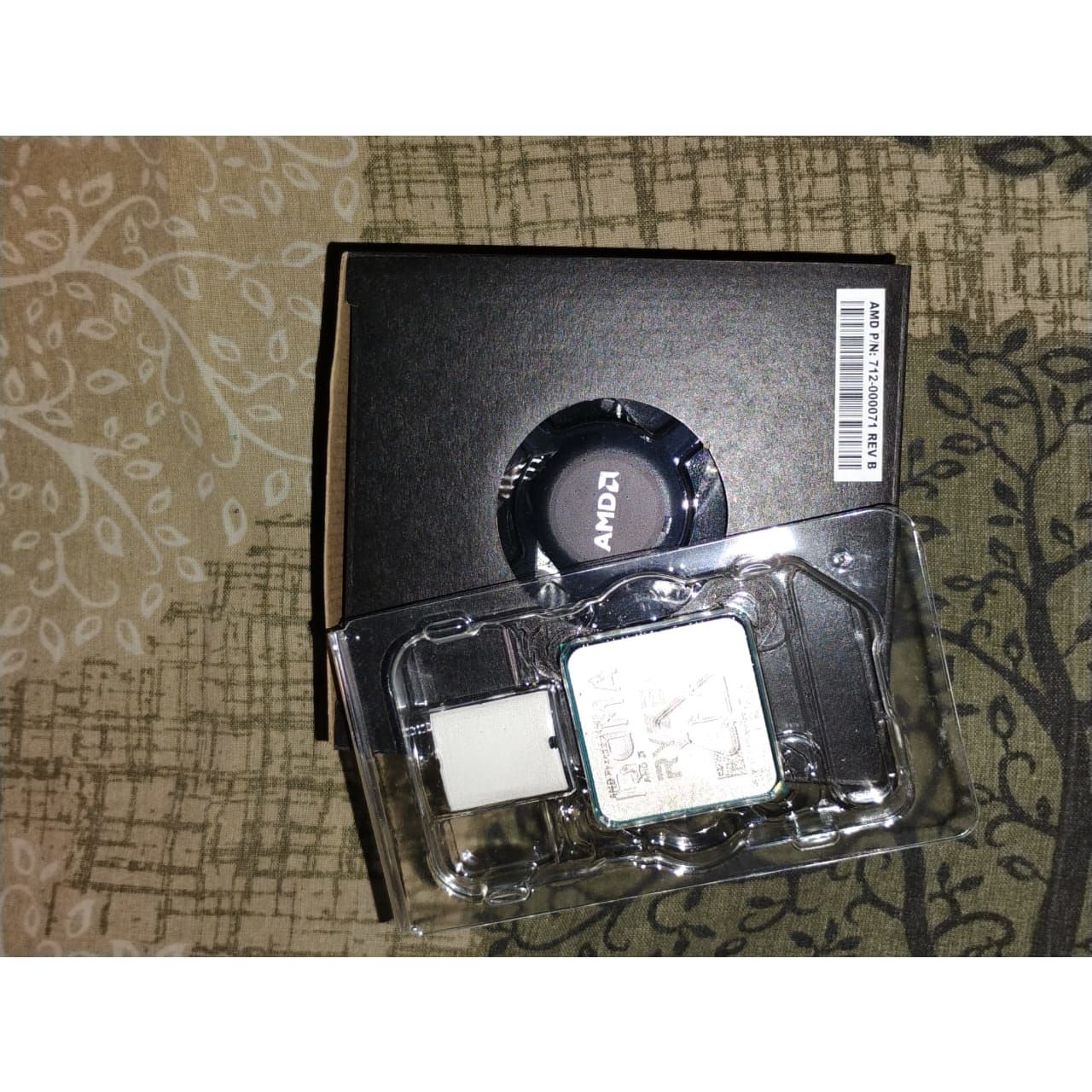 AMD RYZEN 5 3400G 4 Core, 8 threads 4.2 GHZ Used CPU