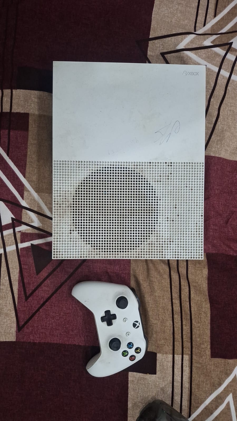 Microsoft Xbox One S 500GB Used Gaming Console