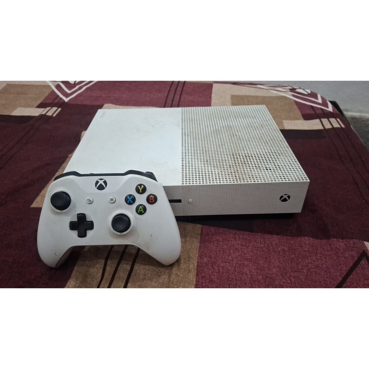 Microsoft Xbox One S 500GB Used Gaming Console