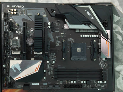 GIGABYTE B450 AORUS Elite ATX AM4 Socket DDR4 Used Motherboard