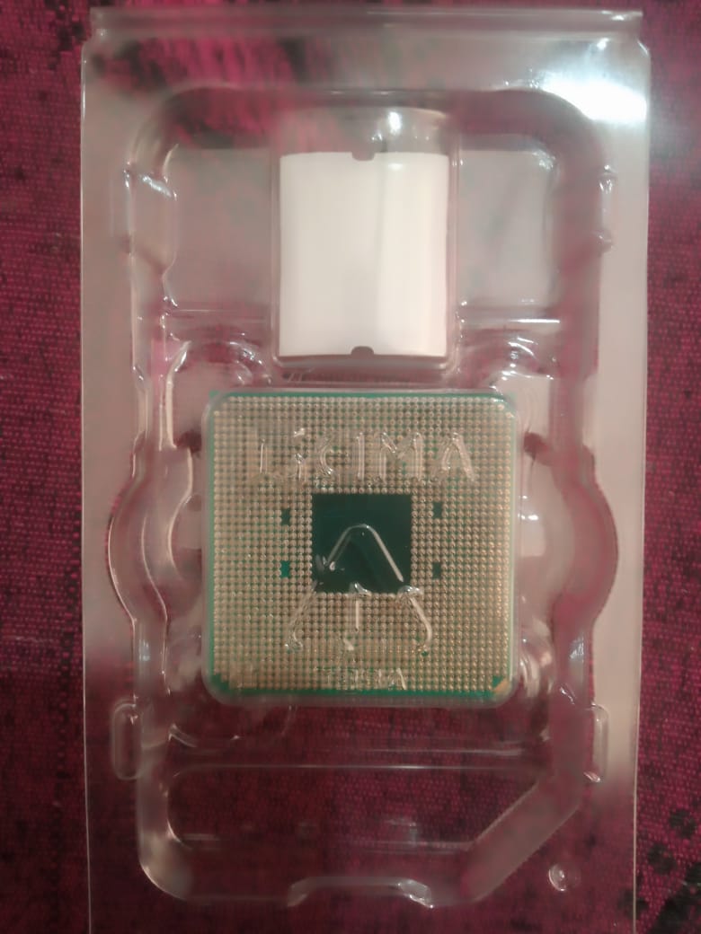 AMD Ryzen 3 3200G 4 Cores 4 Threads up to 4GHz Used CPU