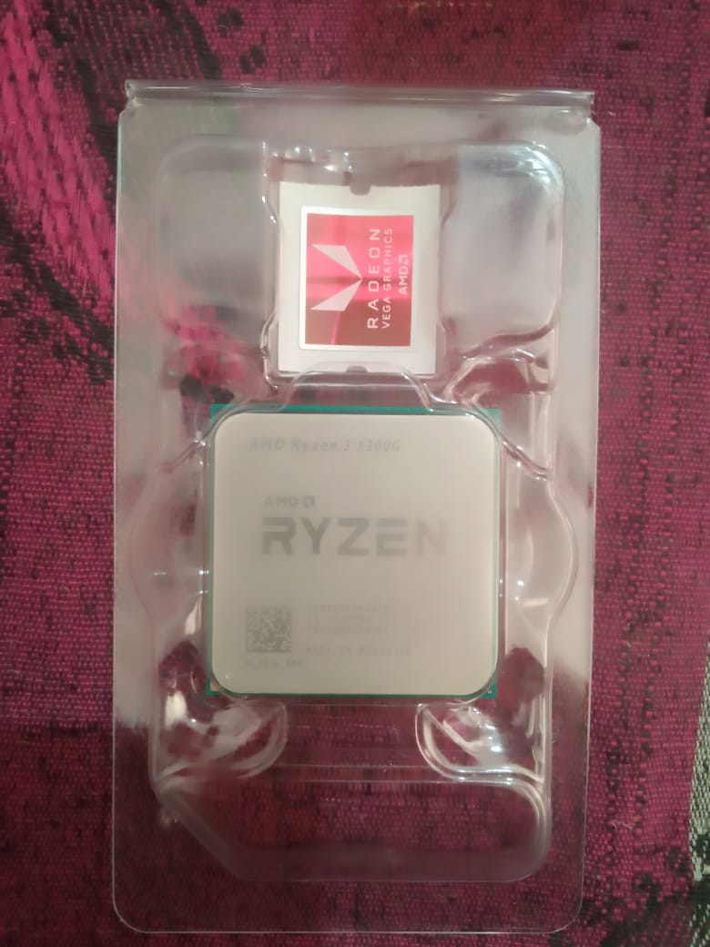 AMD Ryzen 3 3200G 4 Cores 4 Threads up to 4GHz Used CPU