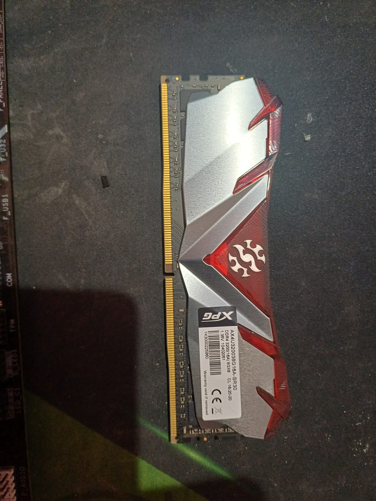 XPG ADATA GAMMIX D30 8GB (8x1) DDR4 3200MHZ Used RAM