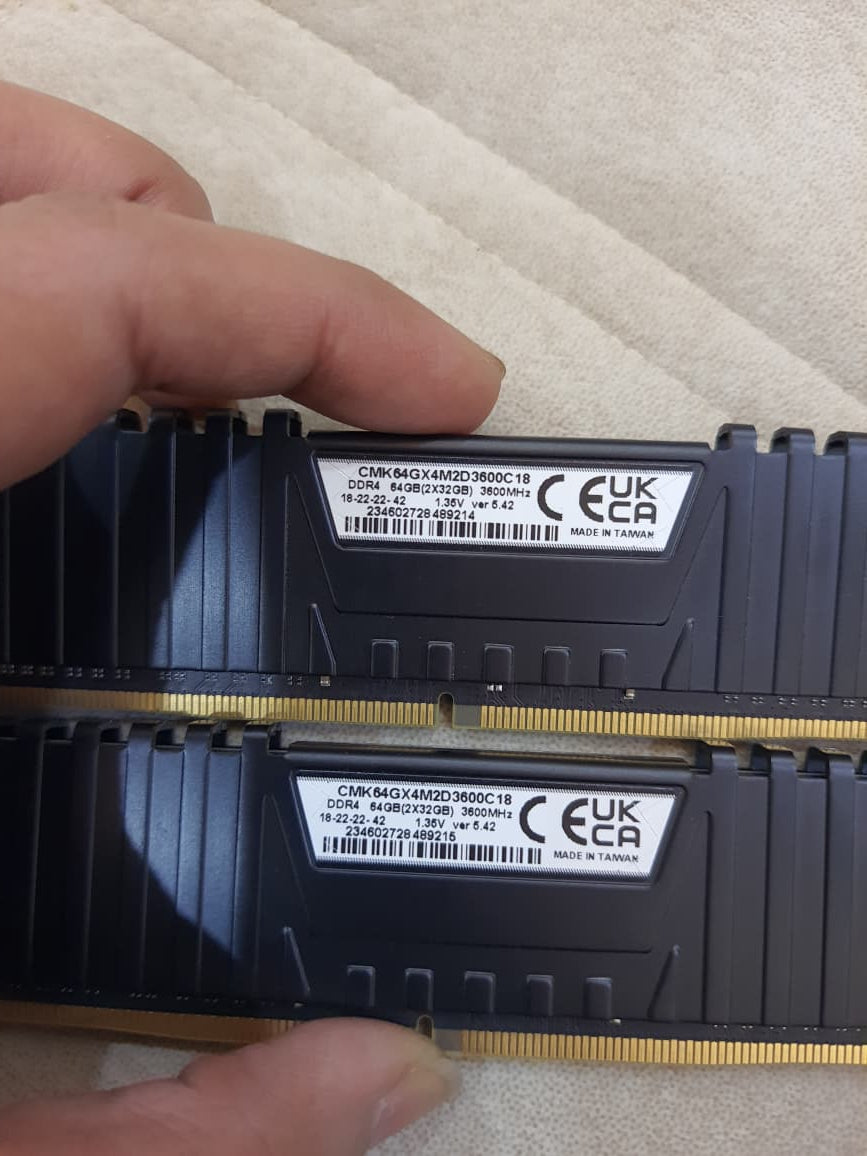 Corsair Vengeance LPX 64GB (32GB X 2) DDR4 3600MHZ CL18 Used RAM