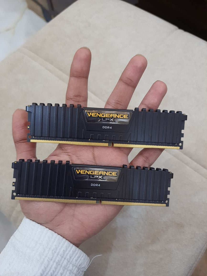 Corsair Vengeance LPX 64GB (32GB X 2) DDR4 3600MHZ CL18 Used RAM