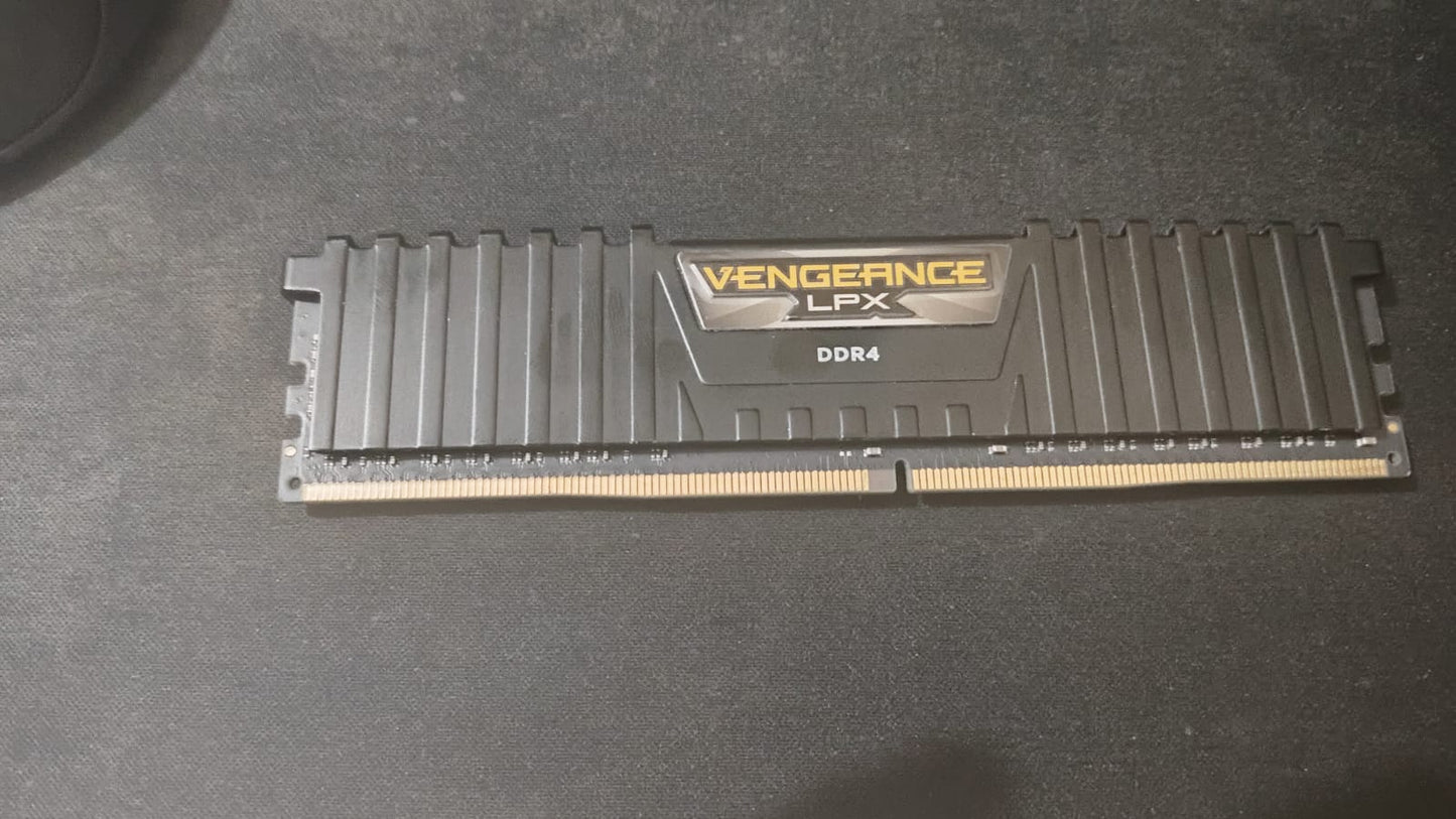 Corsair Vengeance LPX 16GB DDR4 3200MHZ C16 Used RAM