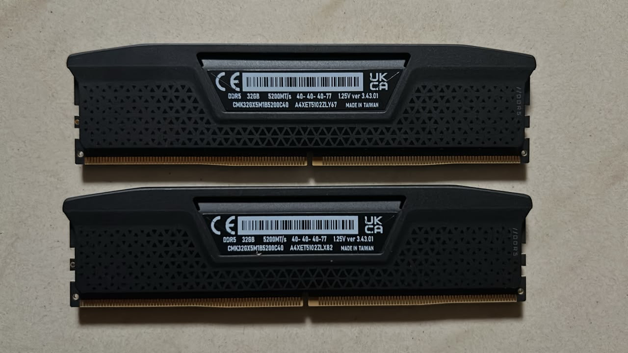 Corsair Vengeance 64GB (32GB X 2) DDR5 5200MHZ CL40 Used RAM
