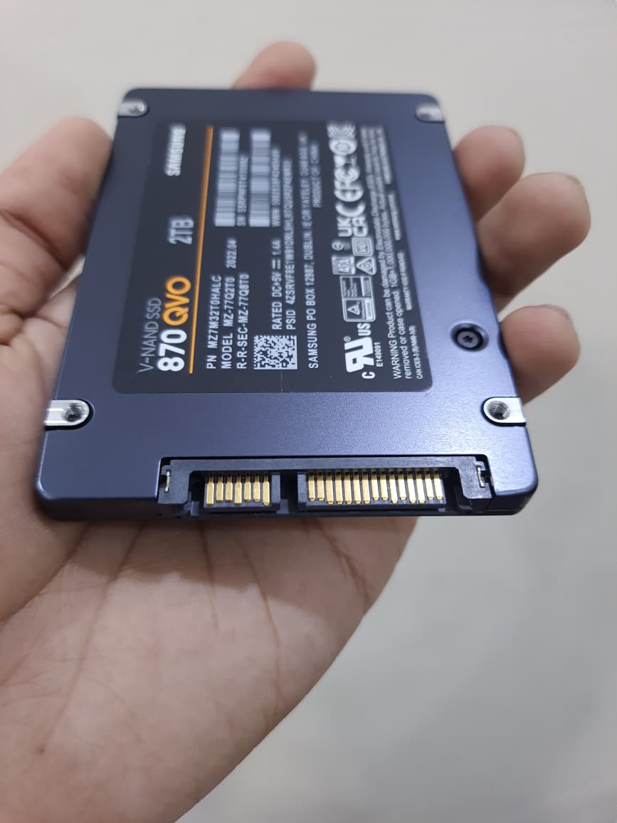 Buy the SAMSUNG 870 QVO SATA III 2.5