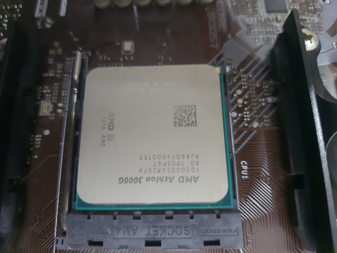 AMD ATHLON 3000G + MSI A320M A PRO MAX DDR4 (Processor+Motherboard) COMBO Used