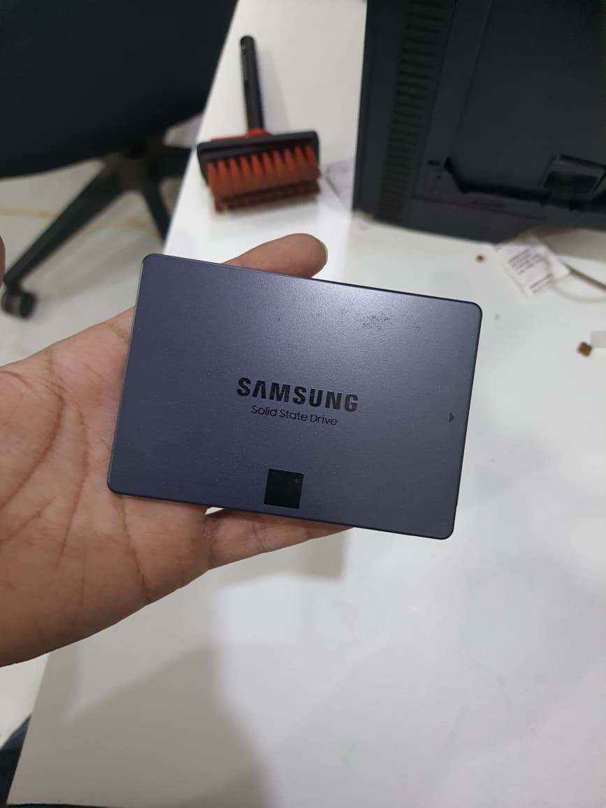 SAMSUNG 870 QVO SATA III 2.5" 2TB Internal SSD  Used SSD