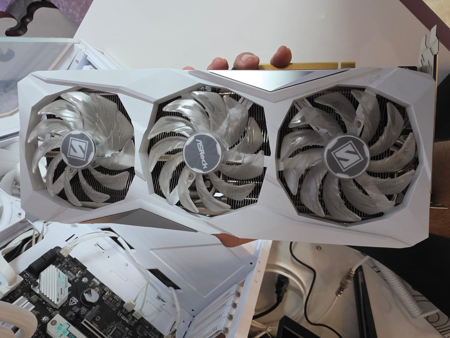 ASROCK Radeon RX 7700 XT Steel Legend OC 12GB Used GPU