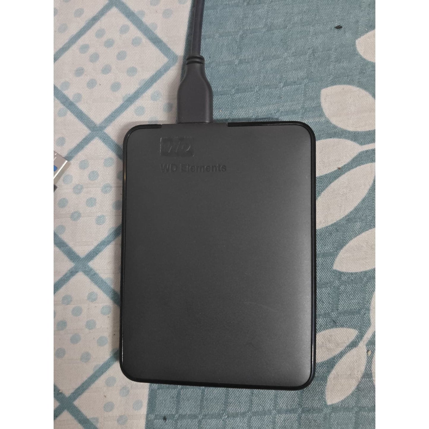 Western Digital WD 2TB Elements Portable Hard Disk Drive, USB 3.0, Compatible with PC, PS4 and Xbox, External Used HDD