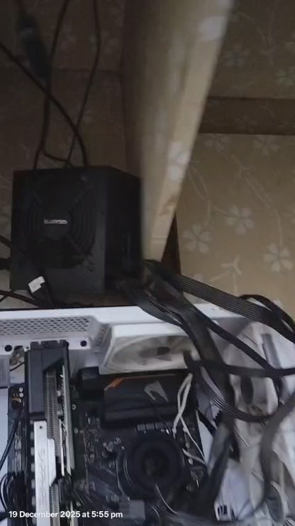 GIGABYTE GP-B700H 700 Watts 80 Plus Bronze Semi-Modular Power Supply Used PSU